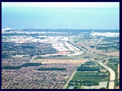 Landing on Toronto Pearson Airport 05 - Toronto outskirts